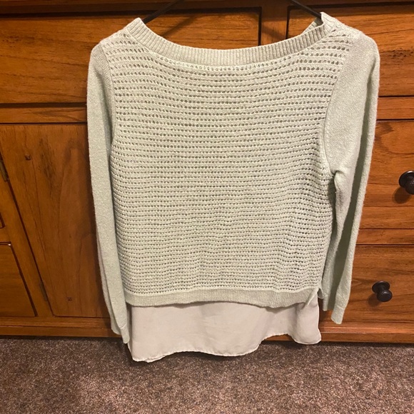 The Limited Sweater - Picture 2 of 3
